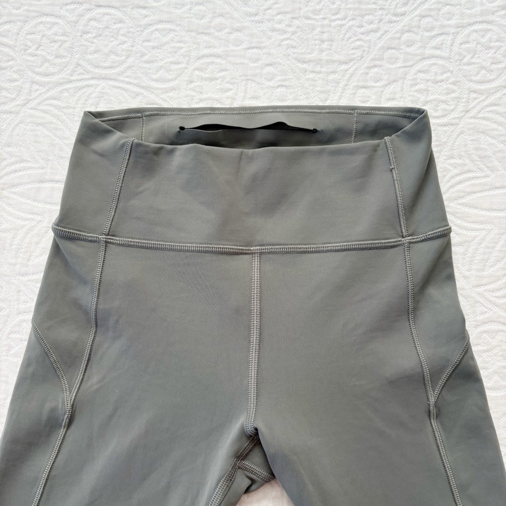 Lululemon In Movement Everlux Crop Leggings (20" Inseam) - Picture 3 of 7